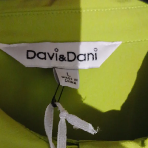 DAVI & DANI Vibrant Green Top - Picture 5 of 7
